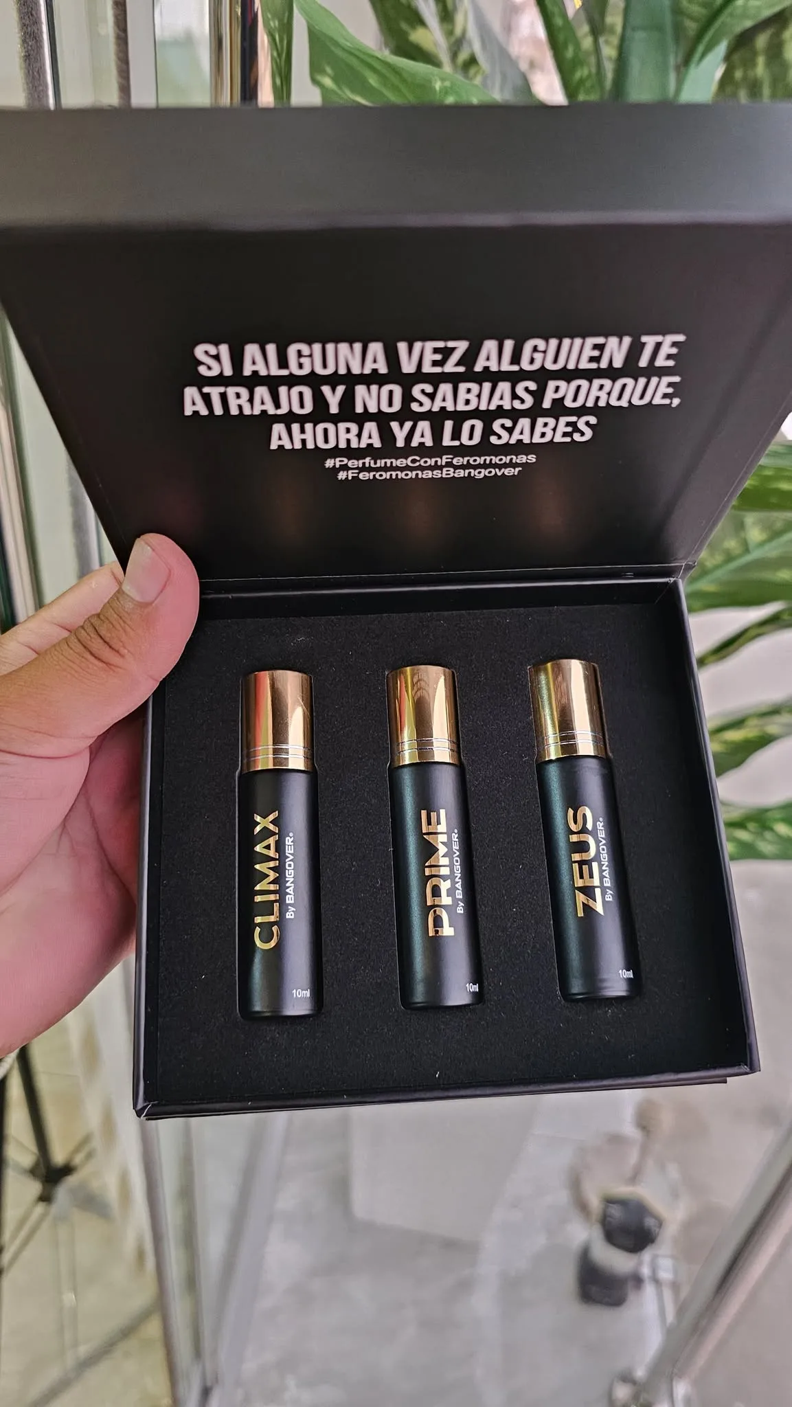 Caja abierta del Pack Poder con los frascos de Clímax, Zeus y Prime